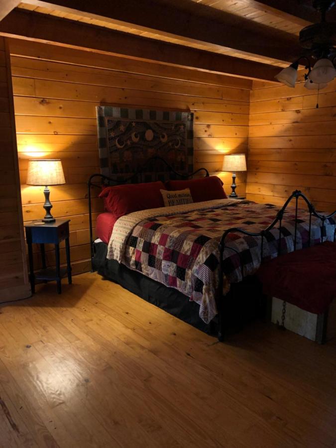 Fiddlers Roost B&B Cabins Galax Exterior foto