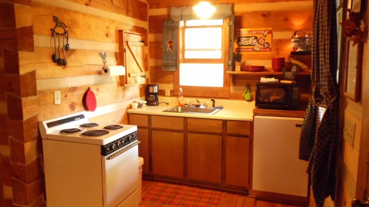 Fiddlers Roost B&B Cabins Galax Exterior foto